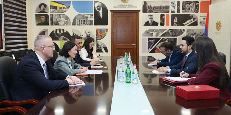 Ժաննա Անդրեասյանն ընդունել է ՀՀ-ում Կատարի նորանշանակ դեսպանին