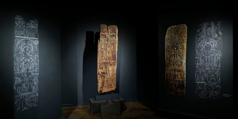 Պատմական վերադարձ. բացվել է միջնադարյան գլուխգործոցի՝ հայկական եկեղեցու փայտյա դռան փեղկի ցուցադրությունը