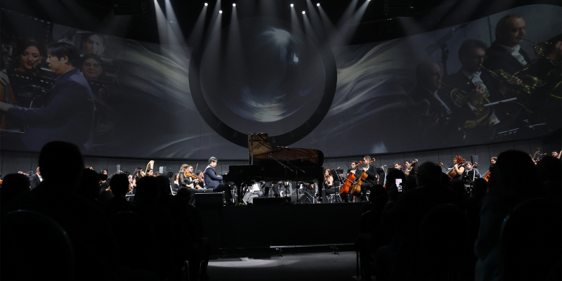 Հայաստանի պետական սիմֆոնիկ նվագախմբի 20-ամյակի շրջանակում տեղի է ունեցել աշխարհահռչակ դաշնակահար Լանգ Լանգի համերգը