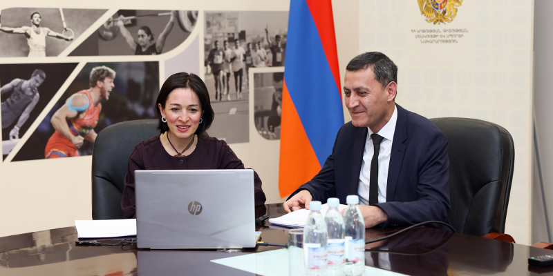 Ժաննա Անդրեասյանը տեսահանդիպում է ունեցել Սերբիայի ներքին և արտաքին առևտրի նախարար Յագոդա Լազարևիչի հետ