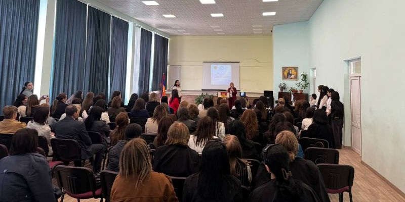 &laquo;Տեխնոլոգիական նորարարությունների դերը կրթության մեջ&raquo;. ուսուցչական աշխատաժողովի մարզային փուլն անցկացվել է 47 դպրոցում