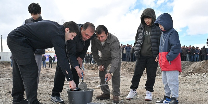 Տեղի է ունեցել Մալխաս և Ռոման Ամոյանների անվան նոր մարզադպրոցի հիմնարկեքի արարողությունը