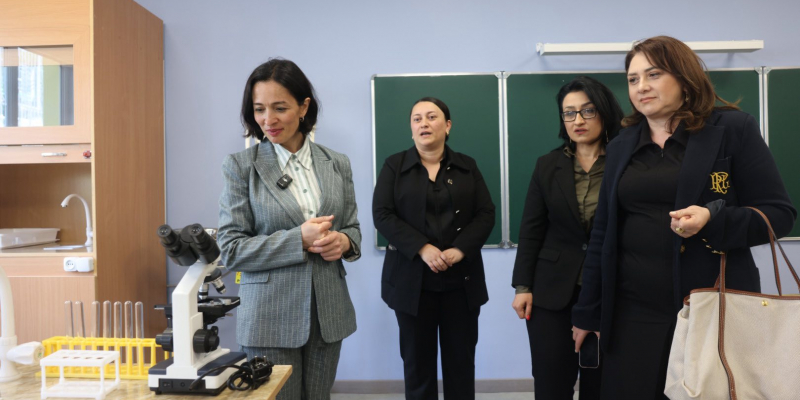 Ժաննա Անդրեասյանն այցելել է Սյունիքի մարզի մի շարք ուսումնական հաստատություններ