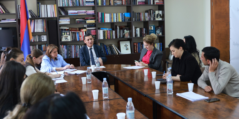 Քննարկվել է երիտասարդության ոլորտի միջնաժամկետ ծախսային ծրագրի հայտի նախագիծը