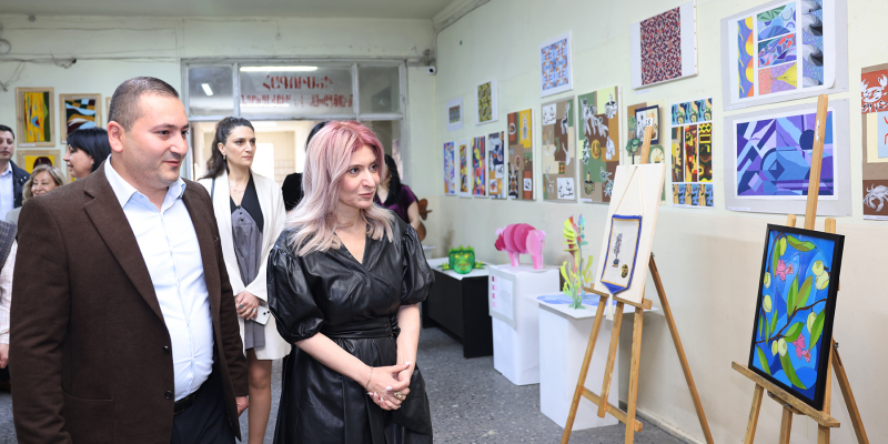 Երևանի թեթև արդյունաբերության պետական քոլեջի ուսանողների տարեվերջյան աշխատանքների նորաձևության ցուցադրությունը՝ գոթիկայի թեմատիկայով