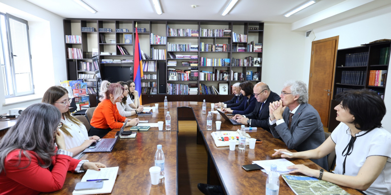 Արաքսիա Սվաջյանն ընդունել է Տաջիկստանի կրթության և գիտության նախարարի տեղակալին