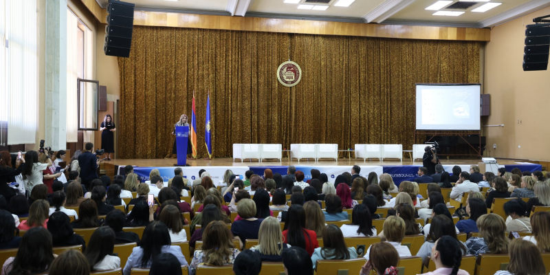 Տեխնոլոգիաները՝ ի նպաստ կրթության. ուսուցչական համաժողովին մասնակցել է 700 մանկավարժ