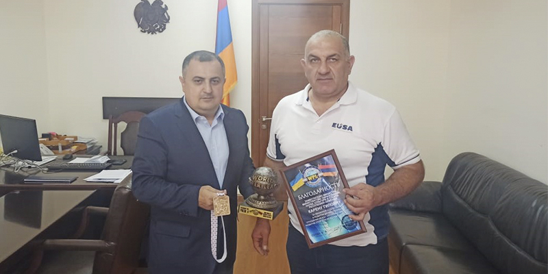 Ի նշանավորումն Հայաստանի հավաքականի հաղթանակի և հայ-ուկրաինական բարեկամության